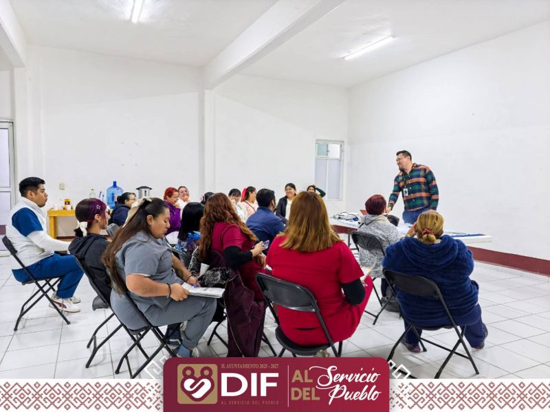 BOLETÍN 40| Capacitan a personal de salud en SMDIF Chicoloapan